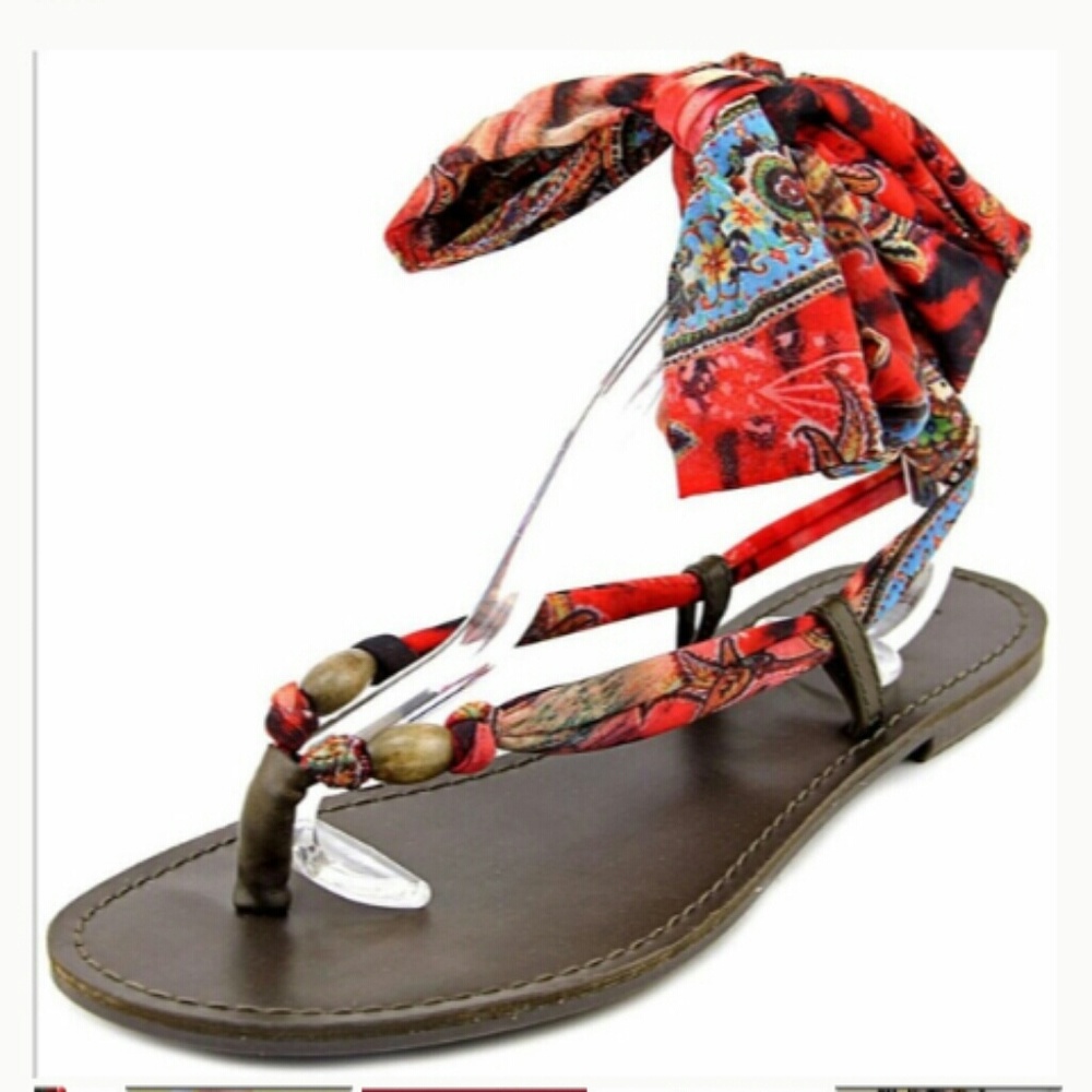 🌺NWT Mia Sandals